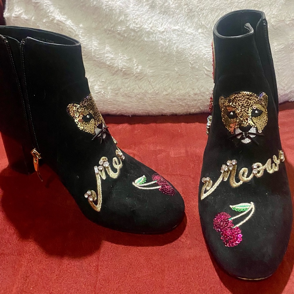 Kate Spade Preowned Meow Black Suede Embellished Ankle Boots